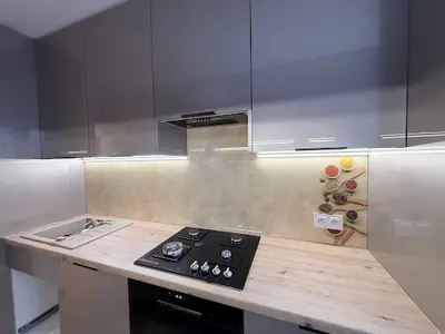 Usługi szklarskie - TruWis Glass Factory